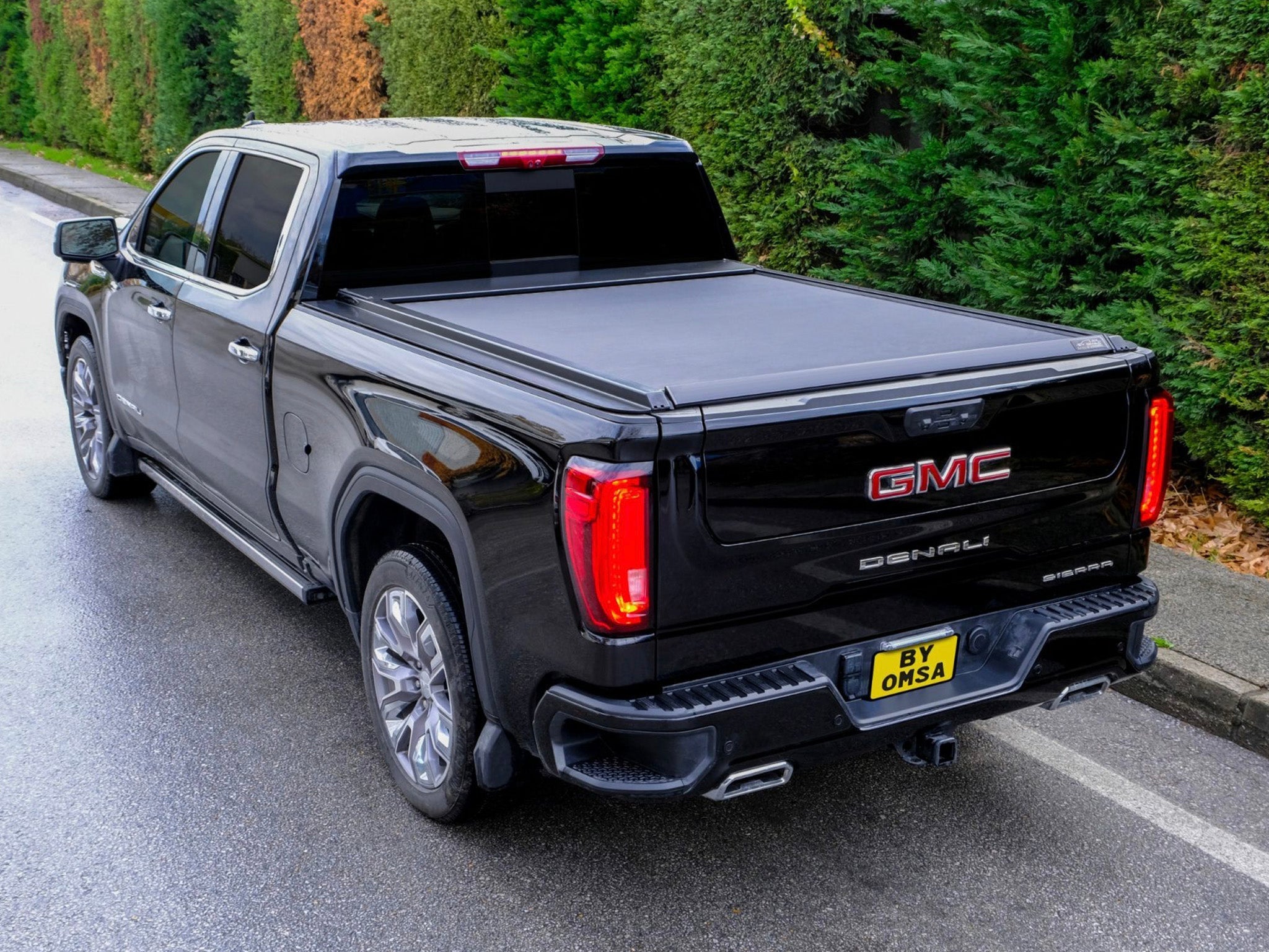 GMC Sierra için Omback "Tonneau Cover" Ürünümüz